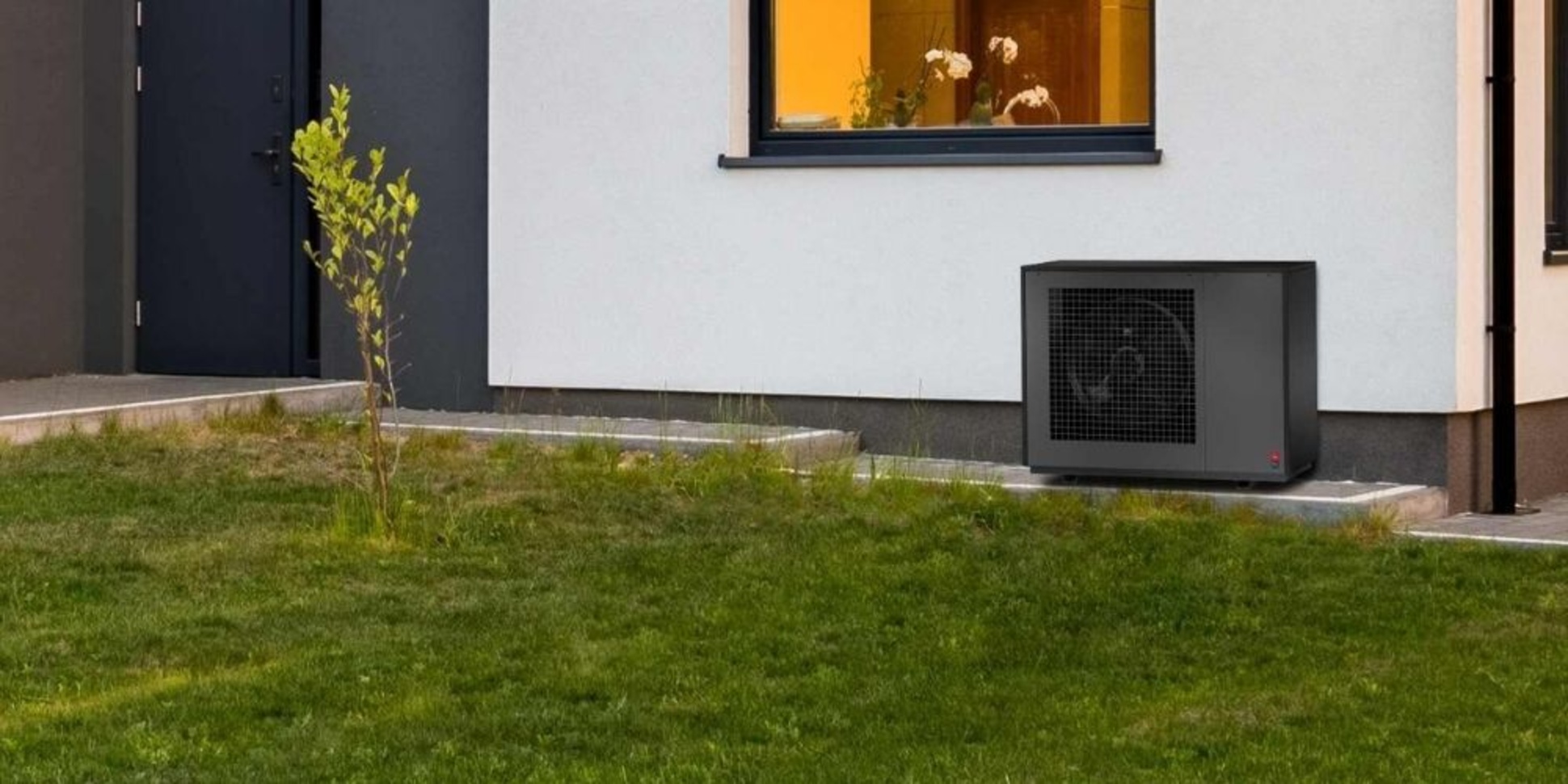 Schutz für die Wärmepumpe bei Löw Elektrotechnik in Breitenbach am Herzberg