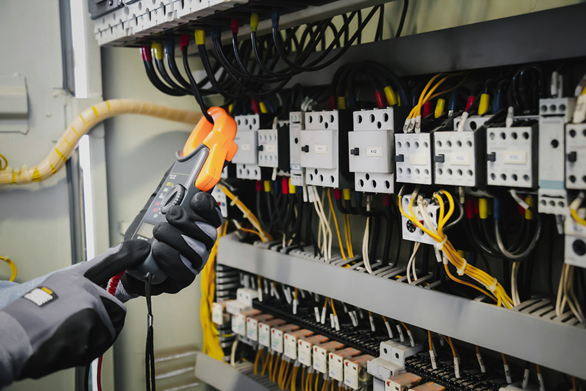 DGUV Vorschrift 3-Check bei Löw Elektrotechnik in Breitenbach am Herzberg