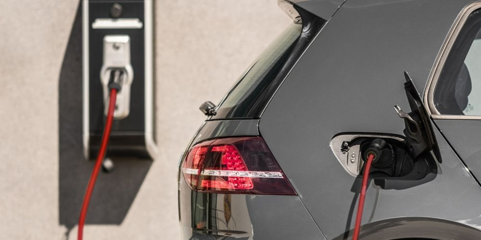 Schutz für E-Mobility bei Löw Elektrotechnik in Breitenbach am Herzberg