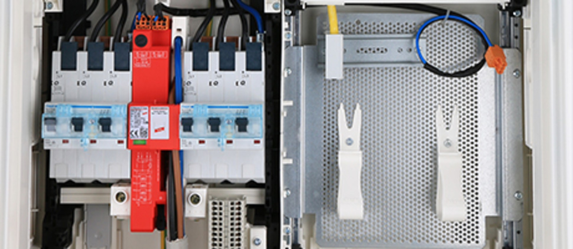 Hausanschluss, Zähler und Unterverteiler bei Löw Elektrotechnik in Breitenbach am Herzberg